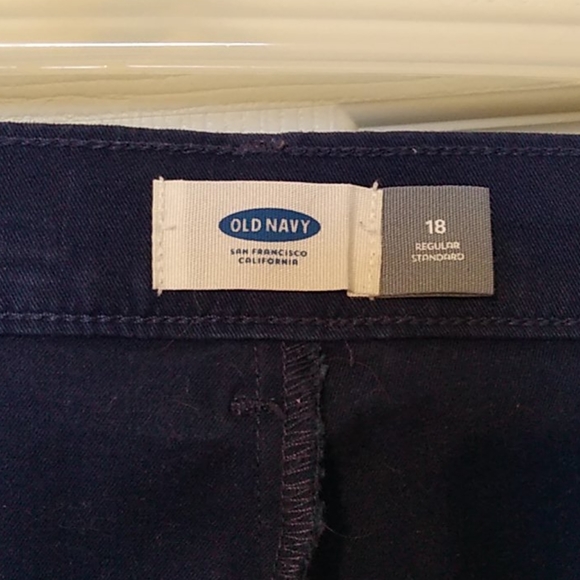 Old Navy Crop Slacks - Picture 3 of 6